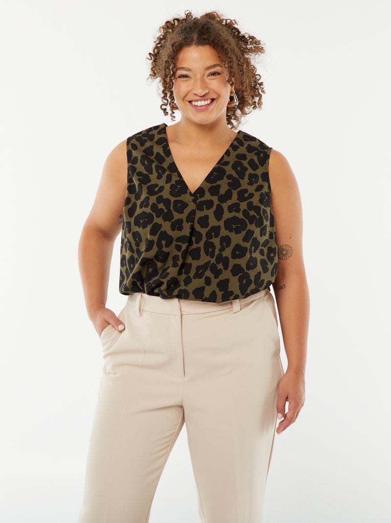 Blouse uni avec couture fantaisie au col Kaki - Kiabi