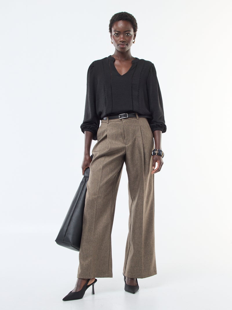 Blouse unie avec col V et broderies devant 'JDY' Noir - Kiabi