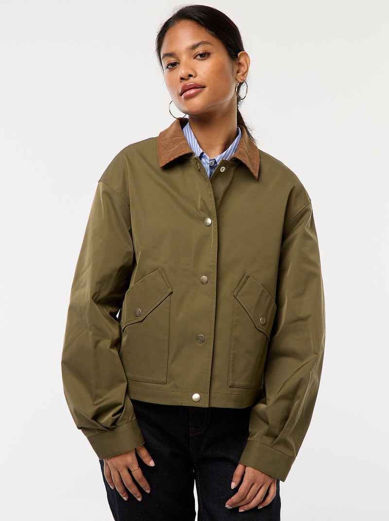 Blouson avec col en matière côtelée Kaki - Kiabi