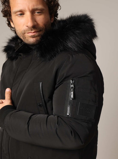 Blouson chaud avec col en imitation fourrure
 'Deeluxe' - Kiabi