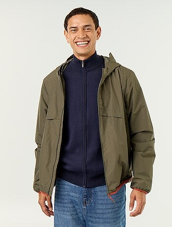 Blouson coupe-vent à capuche déperlant