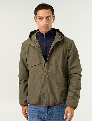 Blouson coupe-vent à capuche déperlant