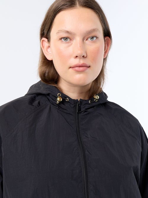 Blouson coupe-vent avec détails dorés - Kiabi