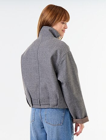 Blouson court esprit lainage avec ceinture intégrée