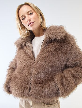 Blouson court imitation fourrure