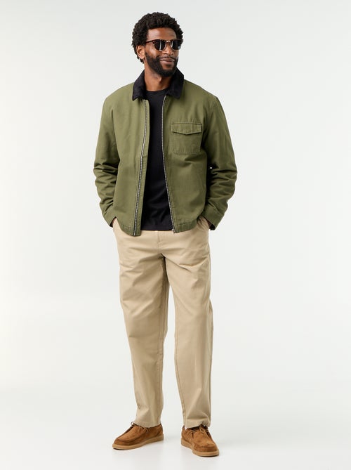 Blouson court zippé avec col contrasté en velours - Kiabi Blouson court zippé avec col contrasté en velours - Kiabi