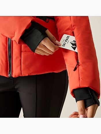 Blouson de ski uni à capuche amovible et doublure duveteuse motif/style contour - dare 2b