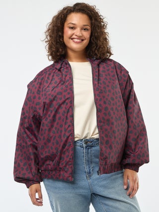 Blouson déperlant style coupe-vent à capuche