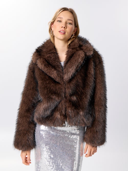 Blouson en fausse fourrure - Kiabi Blouson en fausse fourrure - Kiabi