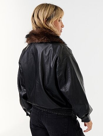 Blouson en faux cuir oversize avec col en fourrure amovible