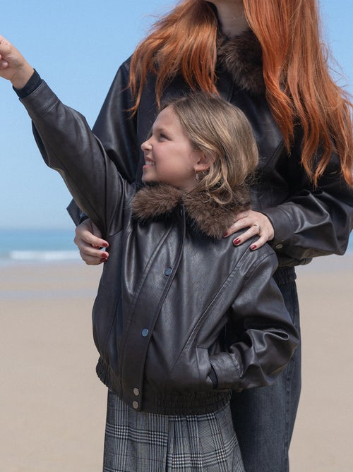Blouson en simili avec col amovible en fourrure - Kiabi