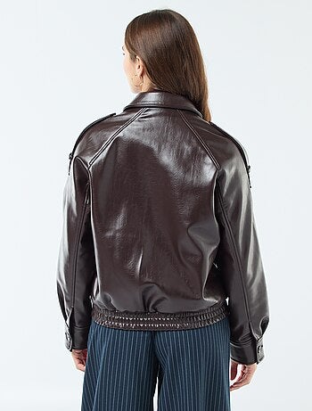 Blouson en simili avec ouverture zippée