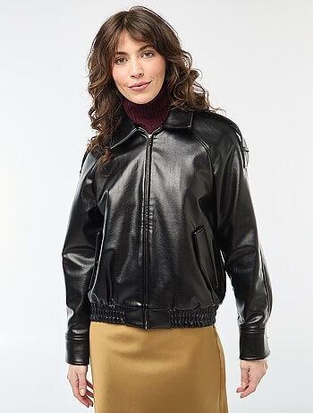 Blouson en simili avec ouverture zippée