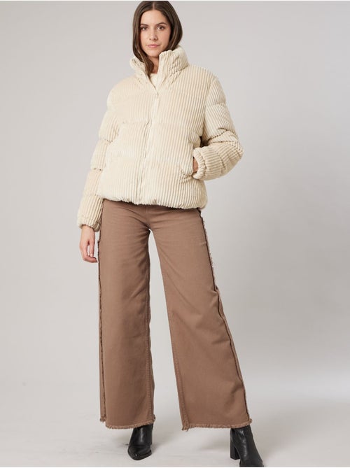 Blouson femme effet velours côtelé 'deeluxe' - Kiabi Blouson femme effet velours côtelé 'deeluxe' - Kiabi