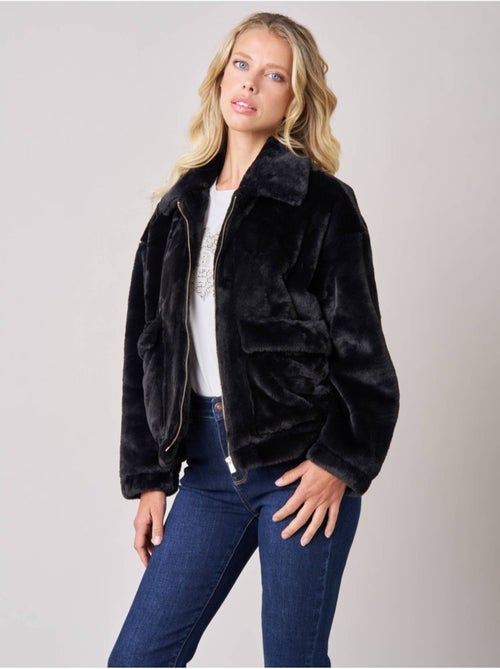 Blouson femme imitation fausse fourrure 'deeluxe' - Kiabi Blouson femme imitation fausse fourrure 'deeluxe' - Kiabi