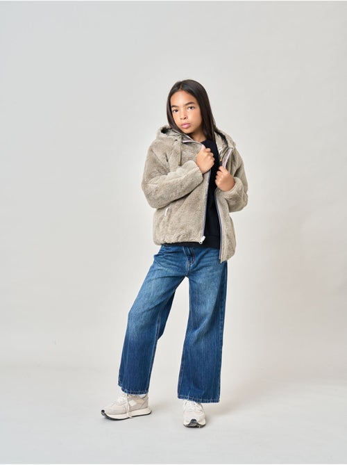 Blouson fille réversible bi-matière 'deeluxe' - Kiabi Blouson fille réversible bi-matière 'deeluxe' - Kiabi