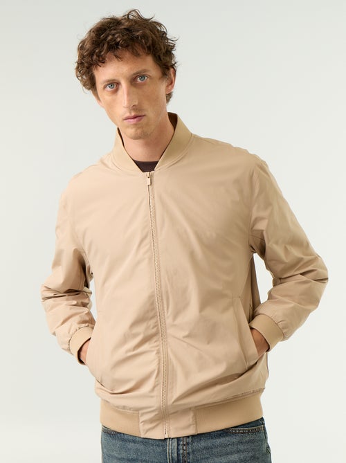 Blouson léger uni zippé - Kiabi Blouson léger uni zippé - Kiabi