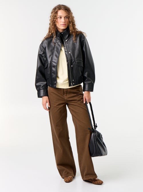 Blouson oversize en simili à col montant - Kiabi Blouson oversize en simili à col montant - Kiabi