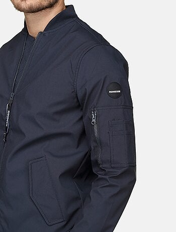 Blouson Paragoose Veste avec une doublure sans rembourrage.
Bord-côte poignets et taille
Coupe vent