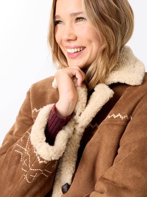 Blouson style peau lainée - Kiabi Blouson style peau lainée - Kiabi