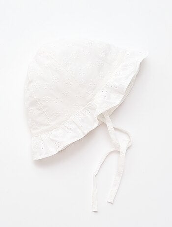 Bob broderie anglaise à nouer