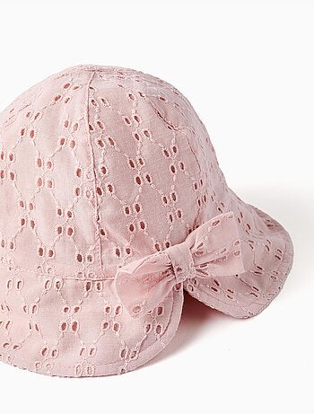 Bob en coton avec broderie anglaise