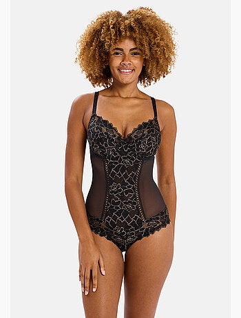 Body arum party sans complexe lingerie