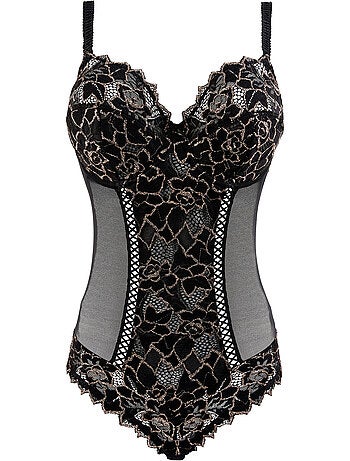 Body arum party sans complexe lingerie