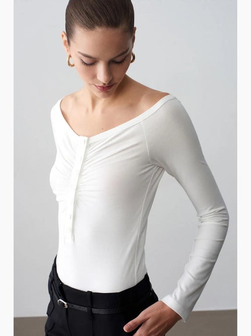 Body col bateau ajusté dilvin - Kiabi Body col bateau ajusté dilvin - Kiabi