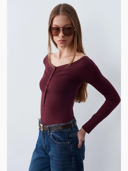 Body col bateau ajusté dilvin - Kiabi Body col bateau ajusté dilvin - Kiabi