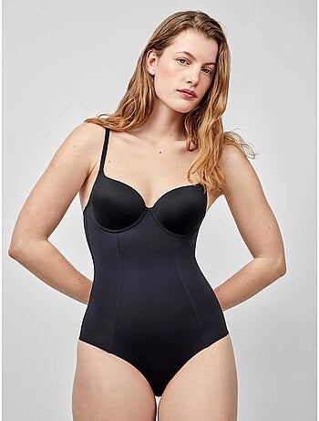 Body dos nu