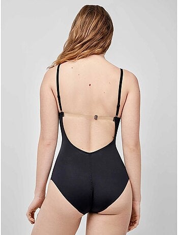 Body dos nu