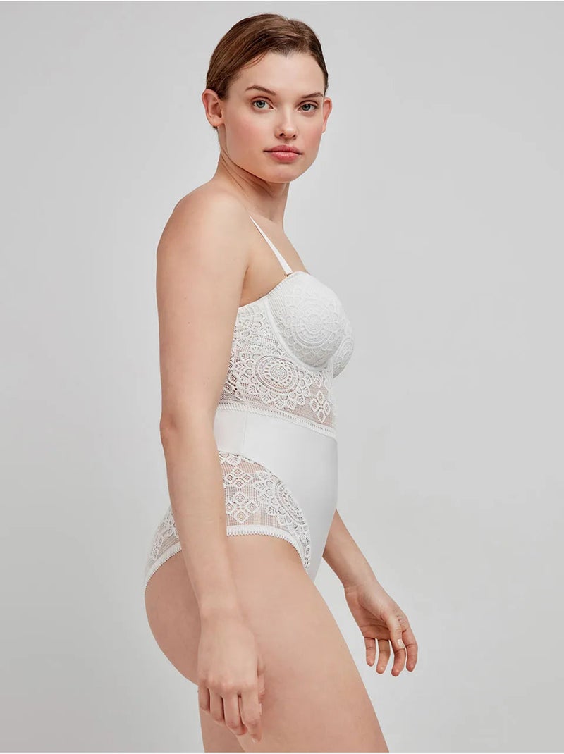 Body en dentelle à bretelles amovibles bonnets B et C Blanc - Kiabi