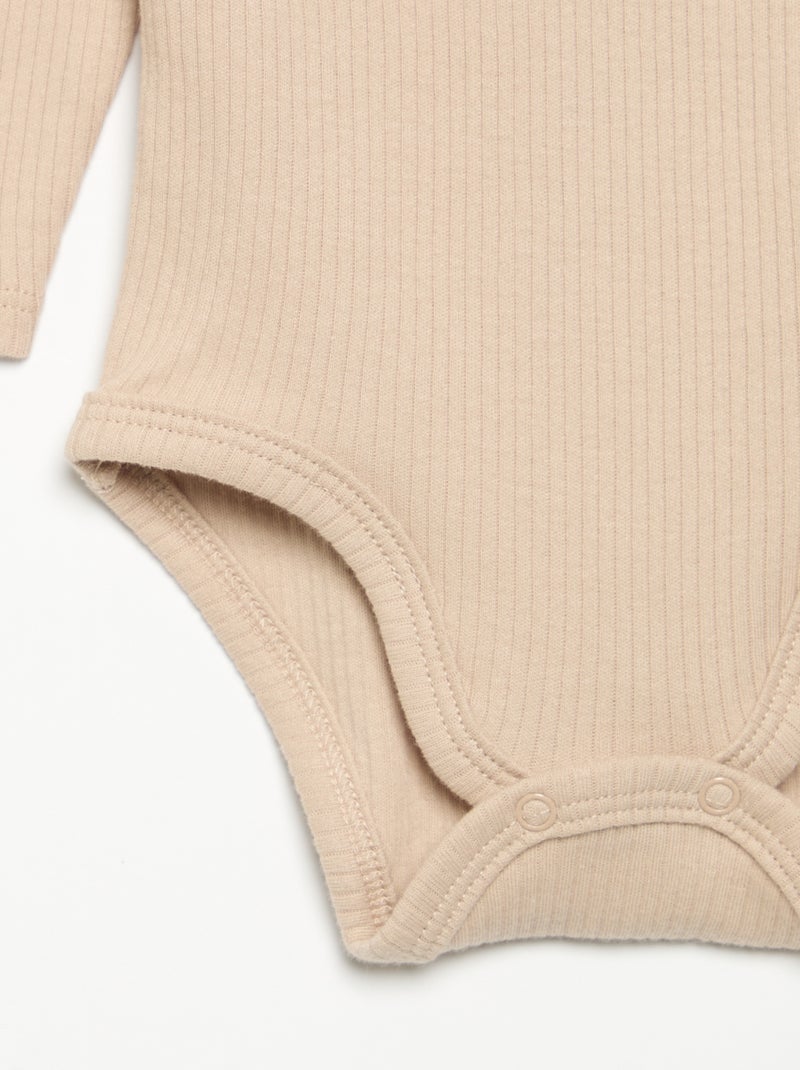 Body en maille côtelée et col fantaisie Beige - Kiabi