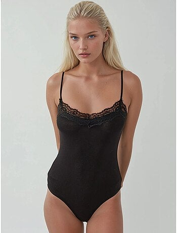 Body slim en dentelle à col en v hiccup