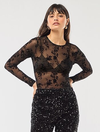 Body transparent avec fleurs en velours