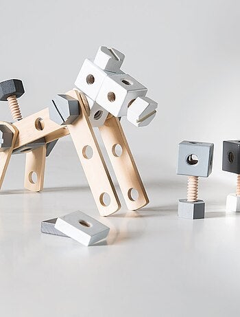 Boite à outils 46 pièces en bois pour enfant ROBA