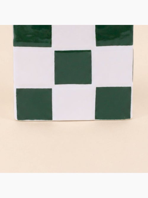 Boite en céramique motif damiers vert et blanc - Kiabi Boite en céramique motif damiers vert et blanc - Kiabi