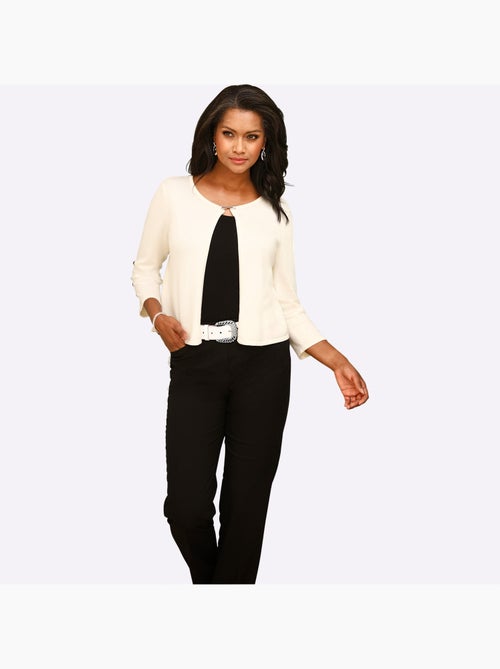 Boléro en viscose à encolure ronde et manches trois quart - Taille standard - Witt - Kiabi Boléro en viscose à encolure ronde et manches trois quart - Taille standard - Witt - Kiabi