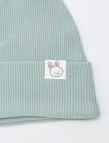 Bonnet côtelé avec oreilles fantaisies