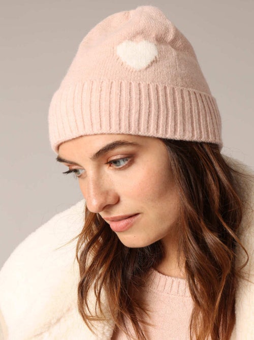 Bonnet côtelé en maille douce avec motif cœur contrasté
 'Deeluxe' - Kiabi