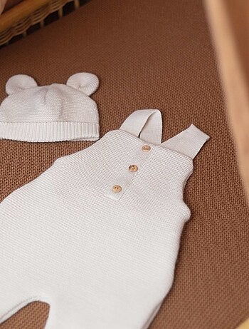 Bonnet en maille avec des petites oreilles