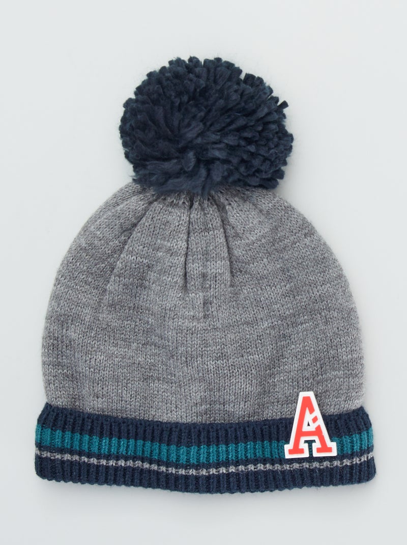 Bonnet en maille avec lettre fantaisie gris - Kiabi