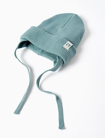 Bonnet en maille avec lien à nouer et cache-oreilles