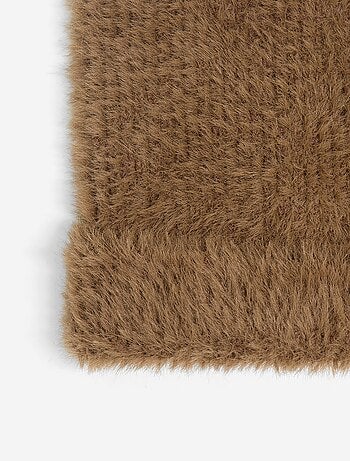 Bonnet en matière douce forme chat