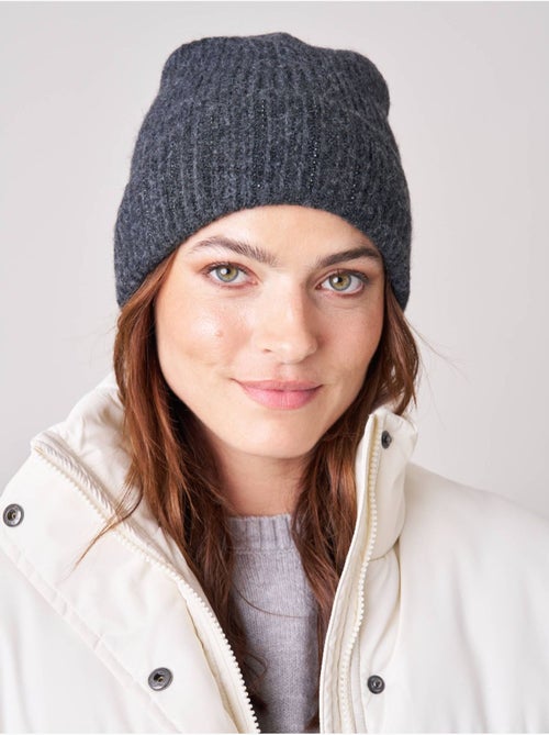 Bonnet femme en maille côtelée 'deeluxe' - Kiabi