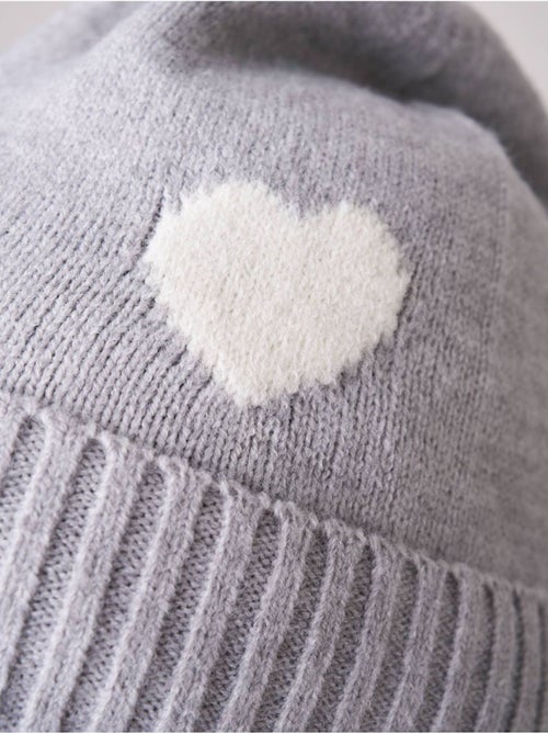 Bonnet femme motif coeur 'deeluxe' - Kiabi Bonnet femme motif coeur 'deeluxe' - Kiabi