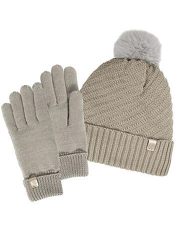 Bonnet N'hésitez pas à compléter votre look avec les gants assortis. femme Isotoner