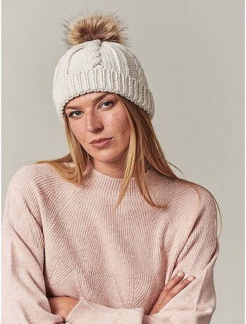 Bonnet torsadé avec revers et pompon effet fourrure 'deeluxe'