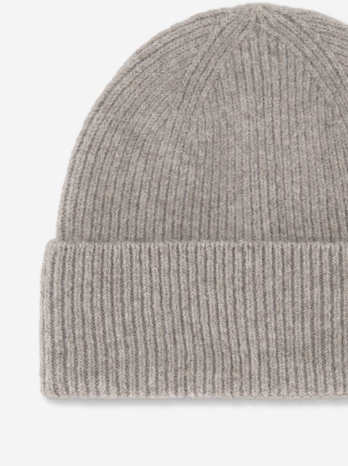 Bonnet uni avec revers - Kiabi Bonnet uni avec revers - Kiabi
